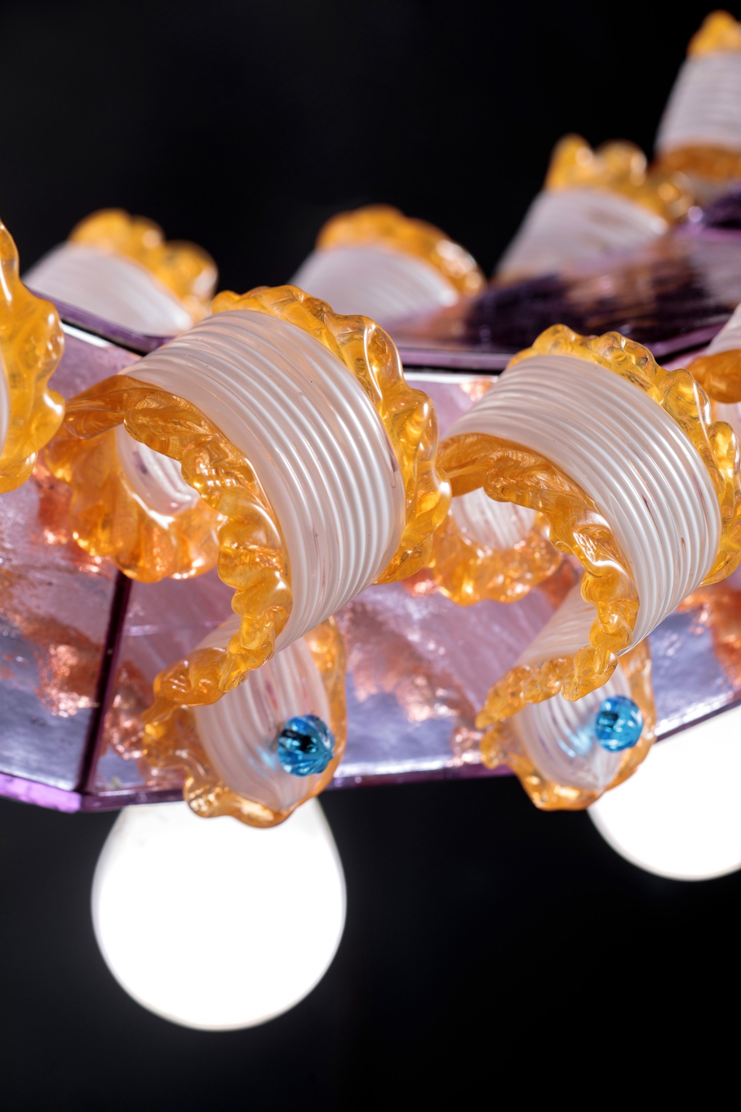 lucia-massari-toppings-orange-detail-ph-francesco-allegretto.jpg