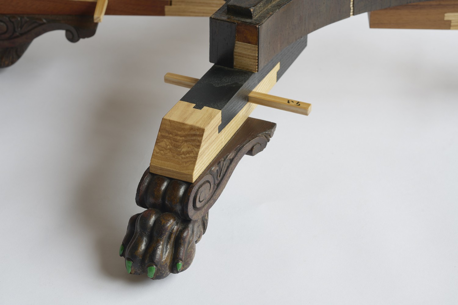 jrh3747_comp1xx_vjh3f_lores.jpg
