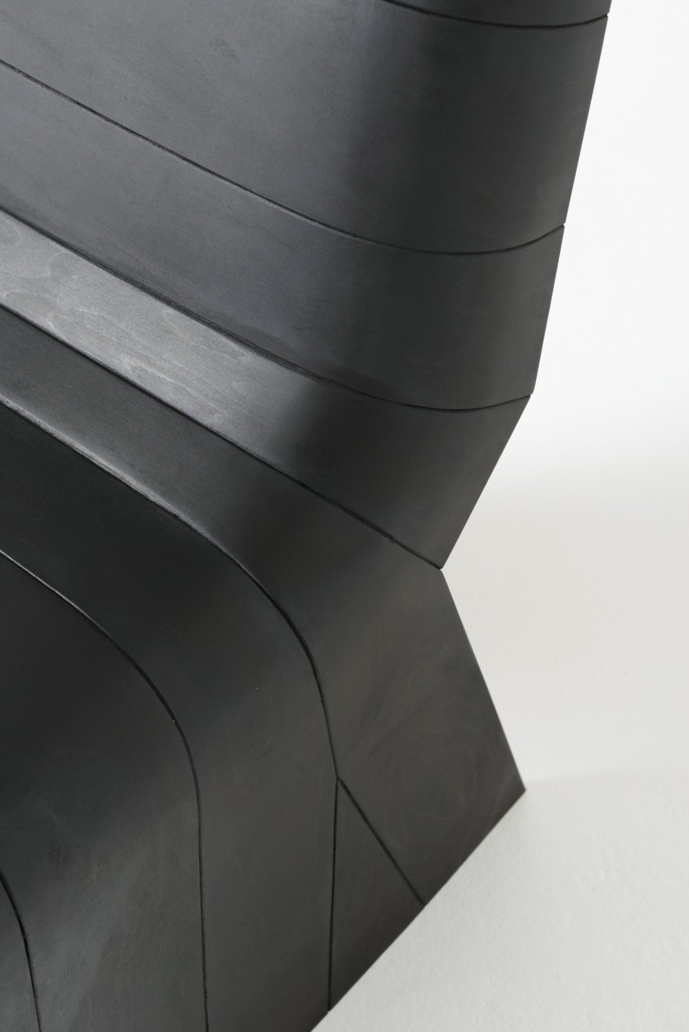 luca_brichetziegler_wildchairs_morgane-le-gall_3.jpg